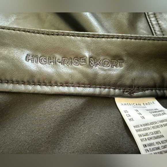 American Eagle Faux Leather High Rise Skort Sz 18 NWT Wrap Black - Picture 12 of 16